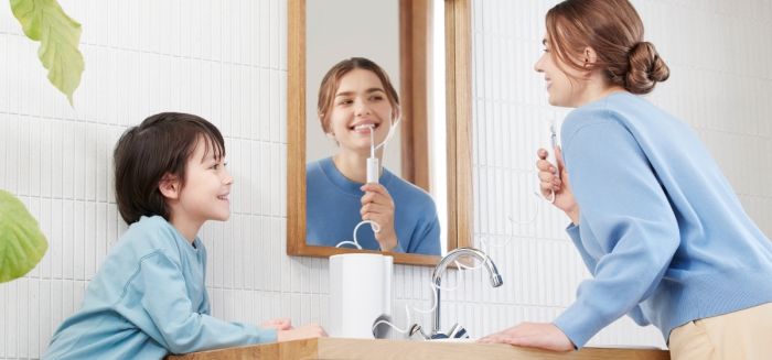 Іригатор Panasonic стаціонарний, чаша 600 мл, від мережі , 4 насадки, білий