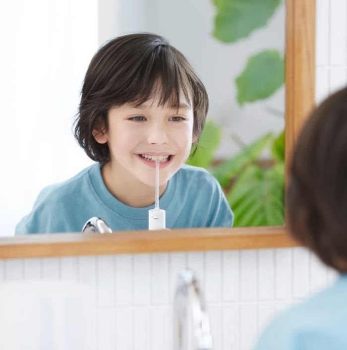 Іригатор Panasonic стаціонарний, чаша 600 мл, від мережі , 4 насадки, білий