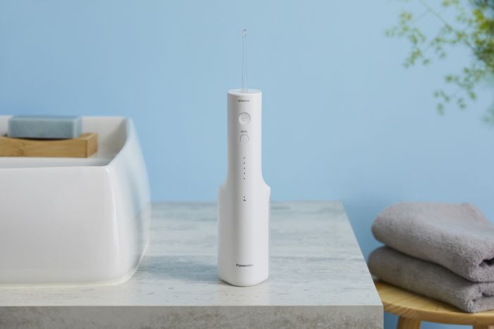 Іригатор Panasonic портативний, чаша 200 мл, Li-ion аккум. в компл., 2 насадки, білий