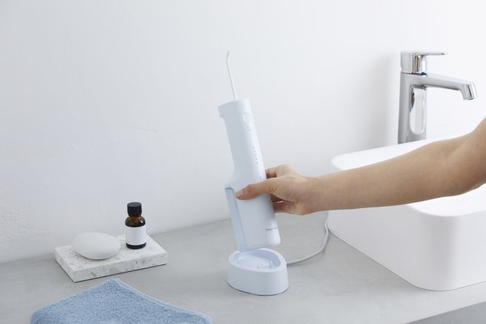 Іригатор Panasonic портативний, чаша 200 мл, Li-ion аккум. в компл., 2 насадки, світло блакитний