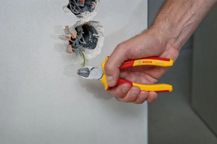 Бокоріз діагональний Bosch Professional, 160 мм, VDE