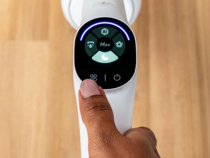 Пилосос Rowenta безпровідний миючий X-Clean 10, 200Вт, конт пил -0.67л, конт для води-0.73л, автон. робота до 60хв, вага-4.15кг, НЕРА, білий