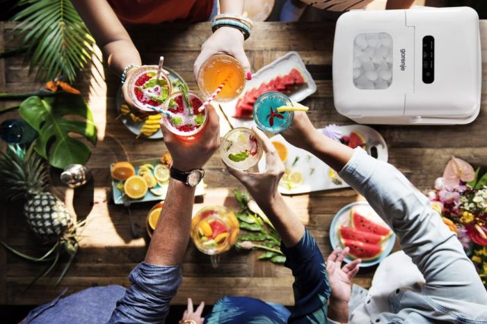 Льодогенератор побутовий Gorenje, 12кг/добу, 1 л, дисплей, білий