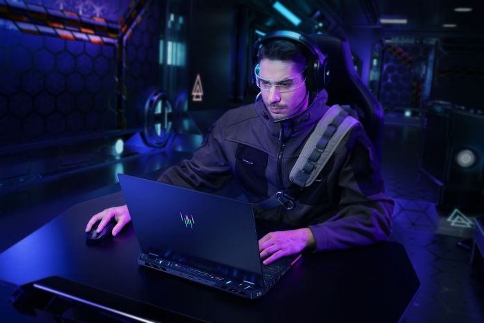 Ноутбук Acer Predator Helios 16 PH16-73 16" OLED, Intel U9-275HX, 64GB, F2TB, NVD5070Ti-12, Win11P, чорний