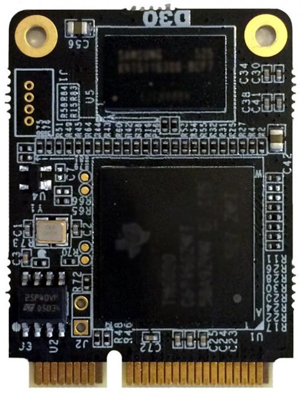 Модуль Yeastar D30 + 100 VoIP користувачів + 30 одночасних дзвінків для IP-АТС  S100/S300 та P560/P570