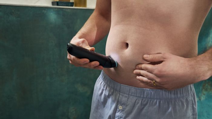 Тример Philips Series 7000, для тіла та інтимних зон, акум., насадок-5, сталь, чорний