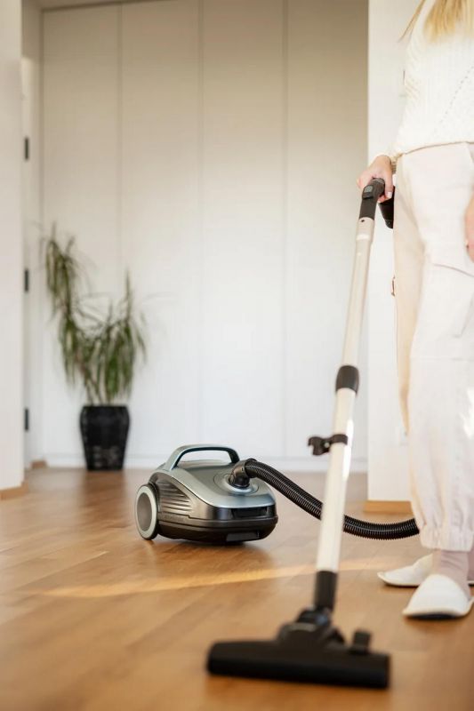 Пилосос Gorenje мішковий, 800Вт, 3л, вага-7.6кг, HEPA, індикатор, телескоп, сенсорне упр, сіро-зелений