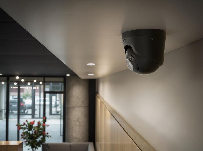 IP-Камера дротова Ajax TurretCam HL black, 8мп, 2.8мм, гібридне підсвічування IR 35м, білий Led 50м, Poe, True WDR, IP 65, ІЧ 35м, аудіо, кут огляду 100° до 110°, купольна, чорна