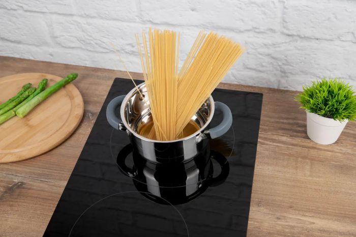 Варильна поверхня Hansa індукційна, 30см, чорний