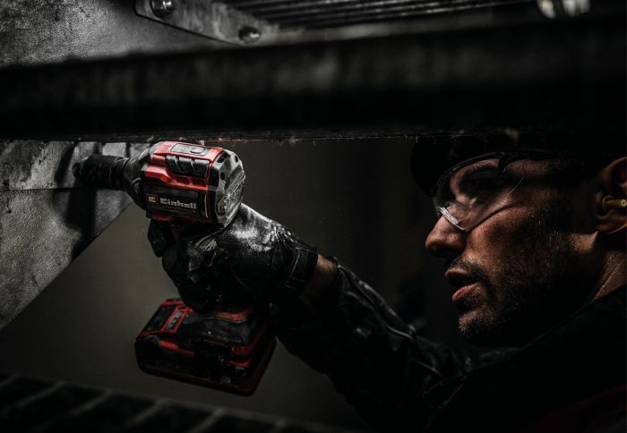 Гайковерт акумуляторний ударний Einhell Professional TP-CW 18/260-C Li BL - Solo 18В безщітковий 260Нм 0-2700об/хв 0.95кг без АКБ та ЗП