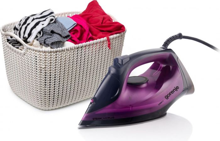 Праска Gorenje, 2400Вт, 450мл, паровий удар -40гр, постійна пара - 180гр, автовимкнення, керам. підошва, бордовий