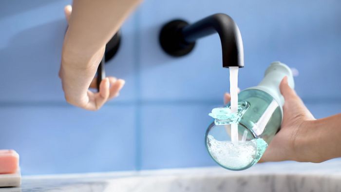 Іригатор Philips портативний Sonicare Cordless Power Flosser 3000, чохол, 2 насадки, м'ятний