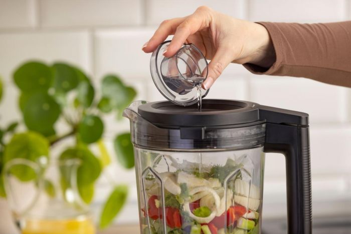 Блендер Gorenje стаціонарний 1500Вт, чаша-2000мл, дисплей, подрібнювач, чорний-нерж