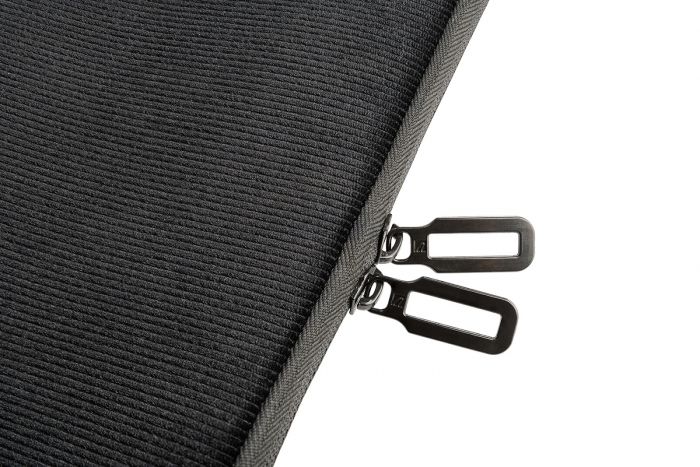 Чохол Tucano Velluto MB Pro 16", чорний