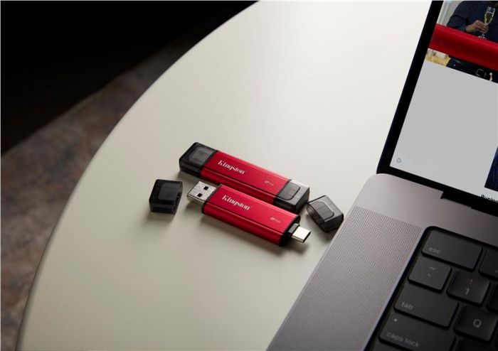 Портативний SSD Kingston 2TB USB 3.2 Gen 2 Dual USB-A R1050/W950MB/s