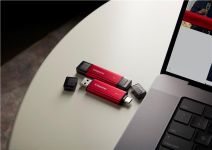 Портативний SSD Kingston 2TB USB 3.2 Gen 2 Dual USB-A R1050/W950MB/s