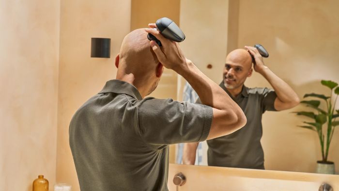 Бритва електр. для голови  Philips роторна Pro Series 7000,  бритв.головок-4, Li-Ion, сух.+волог., кейс для збреріг., чорний