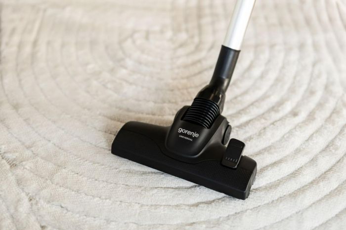 Пилосос Gorenje мішковий, 850Вт, конт пил -3л, HEPA, телескоп трубка, бронзовий