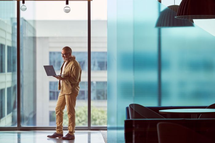 Ноутбук HP EliteBook Ultra G1i 14" 2.8k Touch, Intel U5-228V, 32GB, F1TB, UMA, Win11P, синій