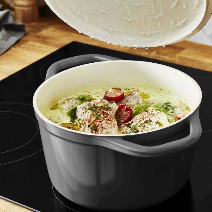 Каструля Tefal Air, з кришкою, 3.1л, алюміній, чорний