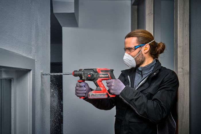 Перфоратор акумуляторний Einhell Professional TP-HD 18/22 D Li BL - Solo 18В 0-1800об/хв 5150уд/хв 2.2Дж кейс 17.8кг без АКБ та ЗП