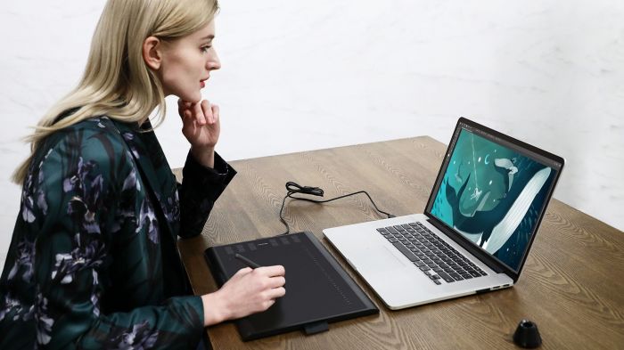 Графічний планшет Huion 10"x6.2" H1060P, MicroUSB, чорний