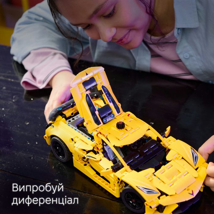 Конструктор LEGO Technic Chevrolet Corvette Stingray