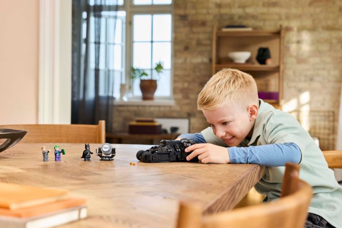 Конструктор LEGO Super Heroes Бетмен Тумблер проти Дволикого і Джокера