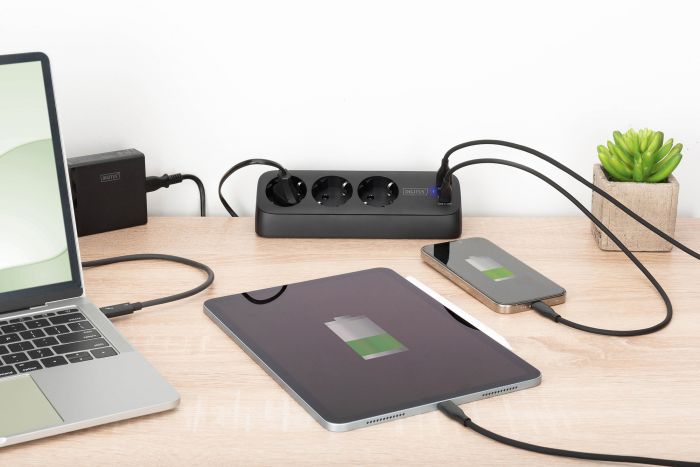 Блок розеток DIGITUS Office, 3xSchuko, 2xUSB-A, 1xUSB-C, 16A, 1.5м, вилка Schuko, чорний