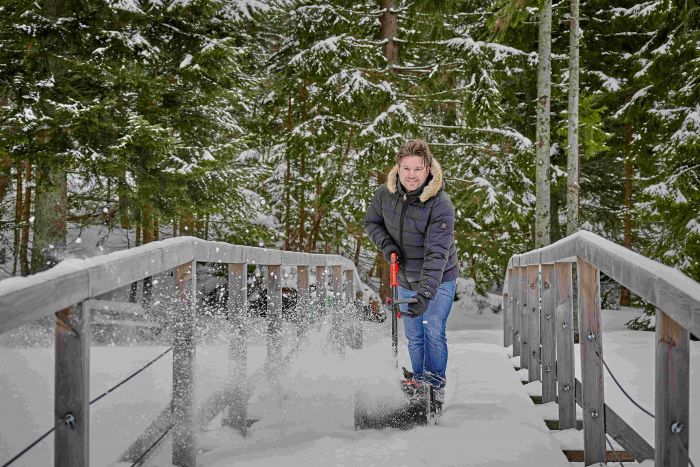 Машина снігоприбиральна акумуляторна Einhell GE-ST 36/40 Li E-Solo 2x18В ширина 40м викид 6м глибина 20см 6.5кг без АКБ та ЗП