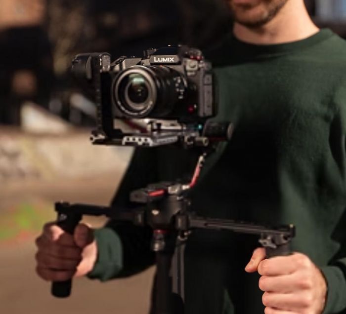 Цифр. фотокамера Panasonic DC-GH7 Kit  12-60 mm f2.8-4