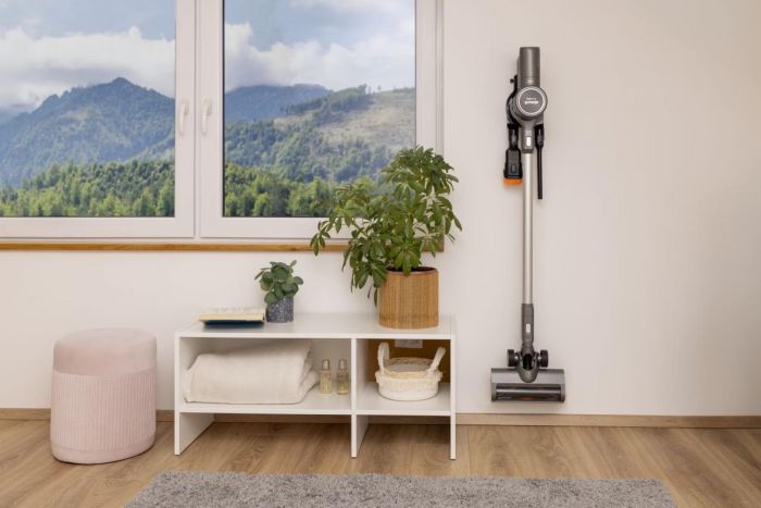 Пилосос Gorenje бездротовий, 95Вт, конт пил -0.5л, автон. робота до 60хв, HEPA, 2 в 1, підсвічування, індикатор, антрацит