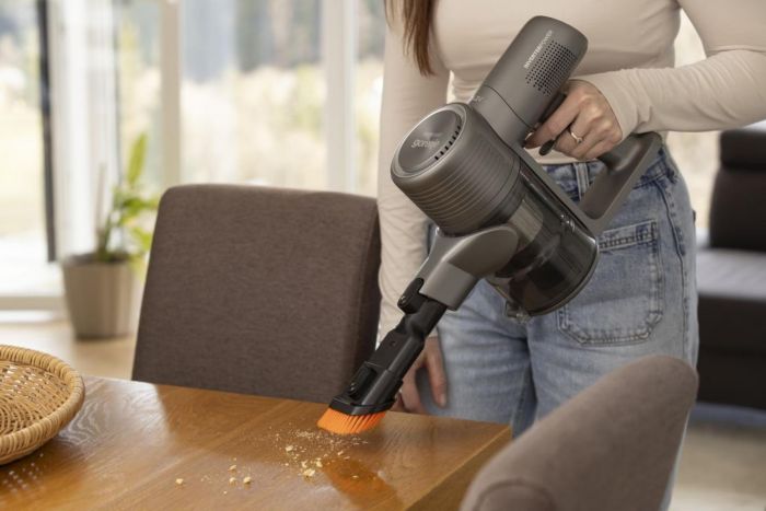 Пилосос Gorenje бездротовий, 95Вт, конт пил -0.5л, автон. робота до 60хв, HEPA, 2 в 1, підсвічування, індикатор, антрацит