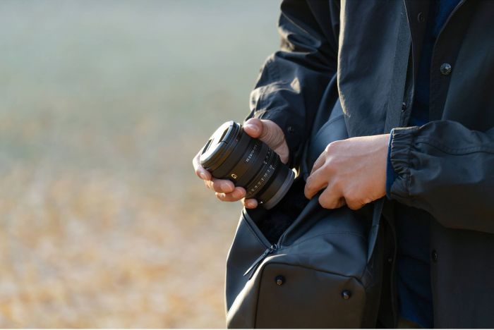 Об'єктив Sony FE 16-25mm F/2.8 G