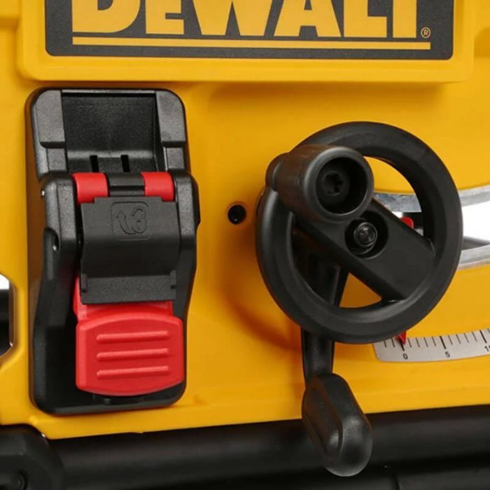 Пила торцювальна настільна DeWALT 2000Вт диск 250х30мм 4800об/хв 26.5кг