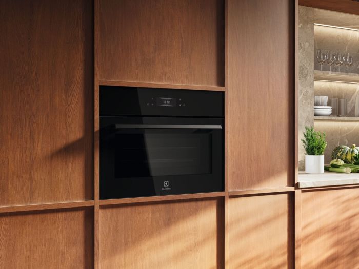 Духова шафа Electrolux електрична компактна, 44л, дисплей, конвекція, ф-ція мікрохвиль, чорний