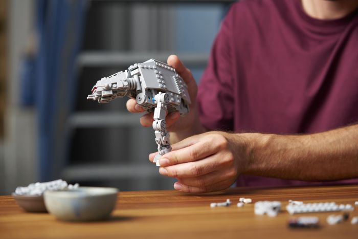 Конструктор LEGO Star Wars AT-AT