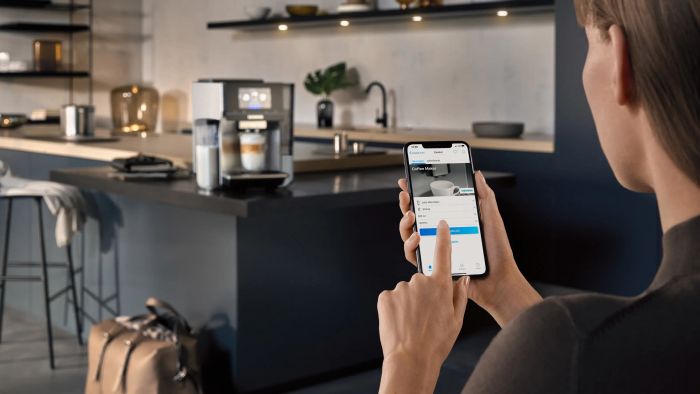 Кавомашина Siemens 2.4л, зерно + мелена, автомат.капучинатор, LED - дисплей, авторецептів - 20, чорно - срібний