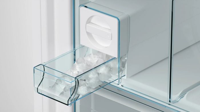 Холодильник Bosch з нижн. мороз., 186x86x81, xолод.відд.-479л, мороз.відд.-152л, 2дв., D, NF, дисплей, нерж