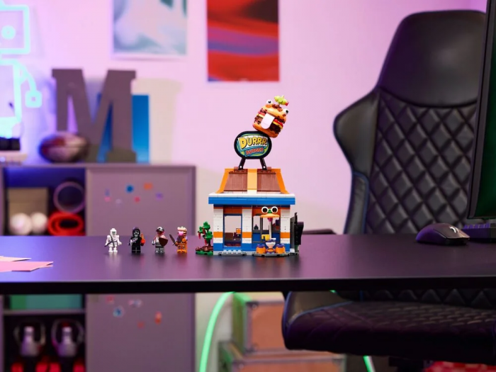 Конструктор LEGO Fortnite Durrr Burger ресторан