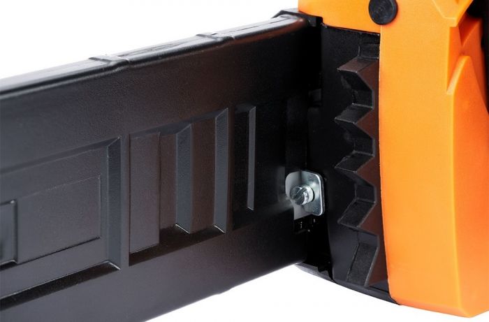 Пила ланцюгова мережева SEQUOIA SEC2416SO 2.4кВт шина Oregon 40см 3/8' 1.3мм 7000об/хв 4.68кг