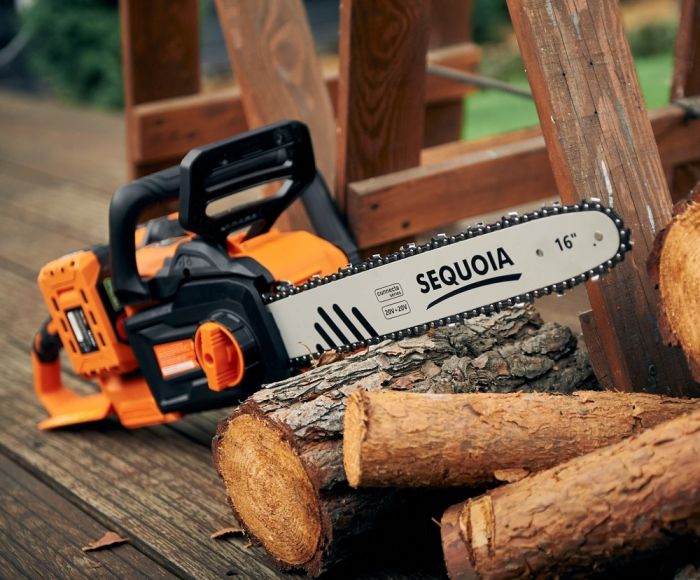 Пила ланцюгова акумуляторна SEQUOIA SBC4016BS-E2W 40В(20В+20В) акб 2х4.0А·год шина 40см 3/8" 25.0м/с ЗП 3.9кг