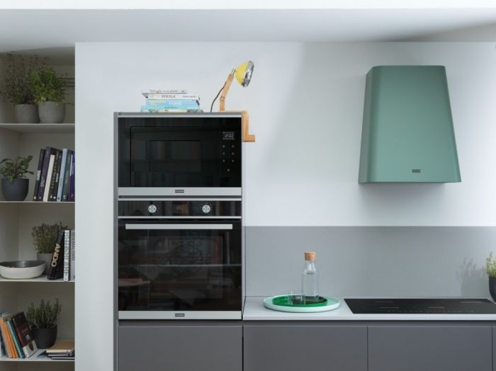 Мікрохвильова піч Franke вбудовувана, 25л, 900Вт, гриль, дисплей, сенсорн, чорне скло+нерж