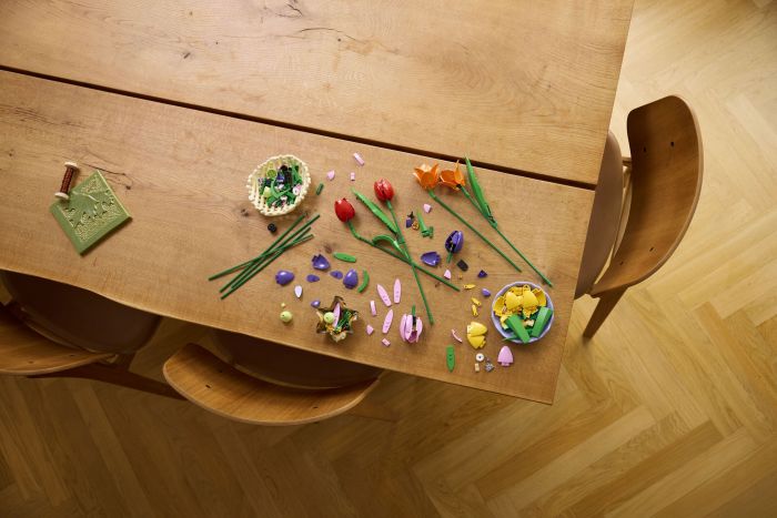 Конструктор LEGO Botanicals Букет тюльпанів