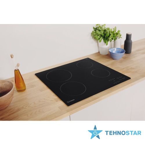 Варильна поверхня Indesit електрична склокерамічна, 60см, чорний