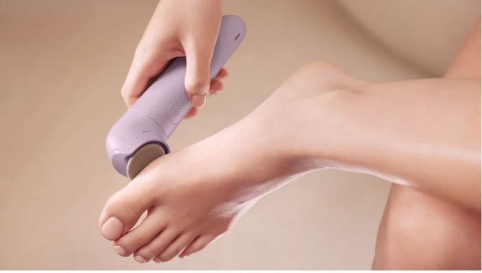 Епілятор Philips Series 9000 дисковий, аккумул., пінцет.-32, волог.+сух., насадок-6, футляр, фіолетовий