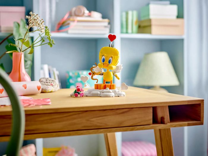 Конструктор LEGO Iconic Милий птах Твіті