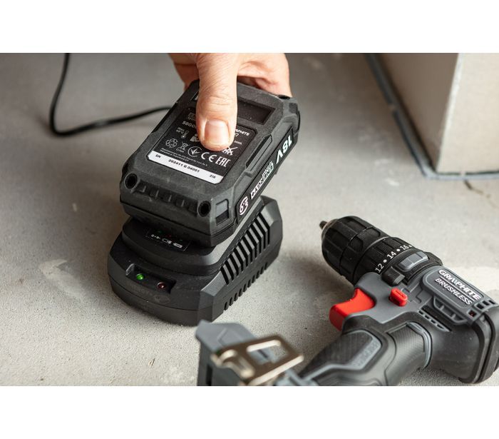 Акумулятор GRAPHITE Energy+ 2А·год 0.4кг