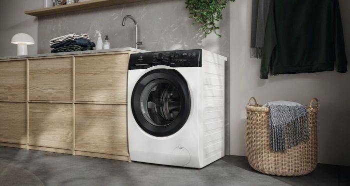 Пральна машина Electrolux фронтальна, 9кг, 1400, A, 66см, дисплей, пара, інвертор, білий