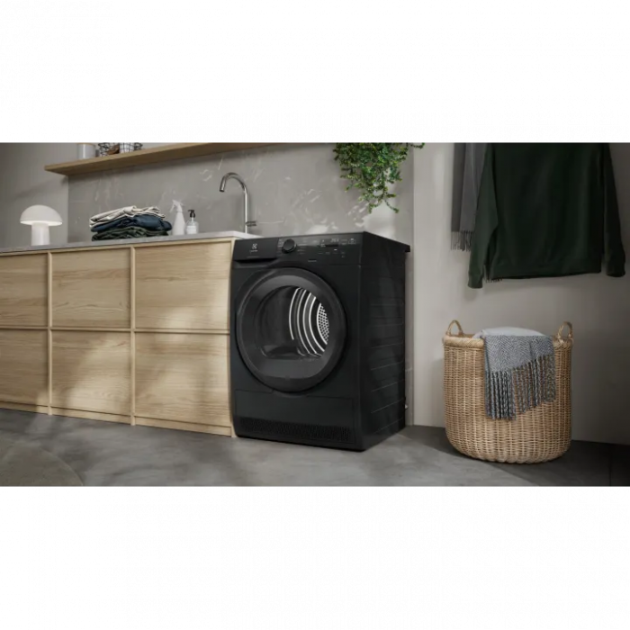 Сушильна машина Electrolux тепловий насос, 9кг, A+++, 64см, дисплей, інвертор, сріблястий темний
